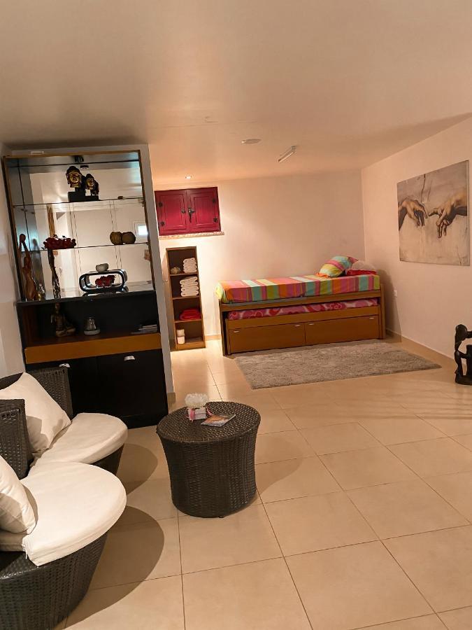Quarto Familiar Zona Guimarães Buitenkant foto